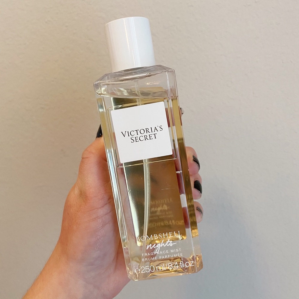Victoria’s Secret Bombshell Nights spray mist